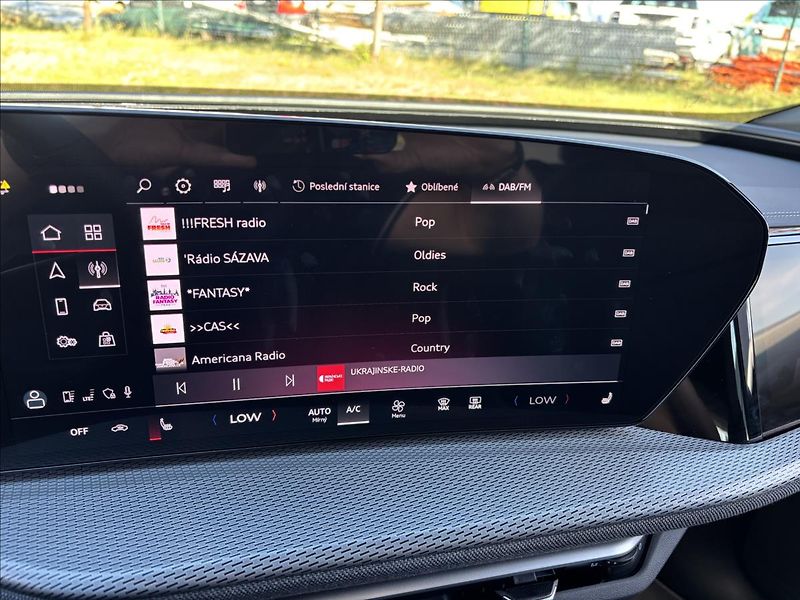Audi Q5 2,0 TDI 150kW S-Line quattro - fotka 29 z 52