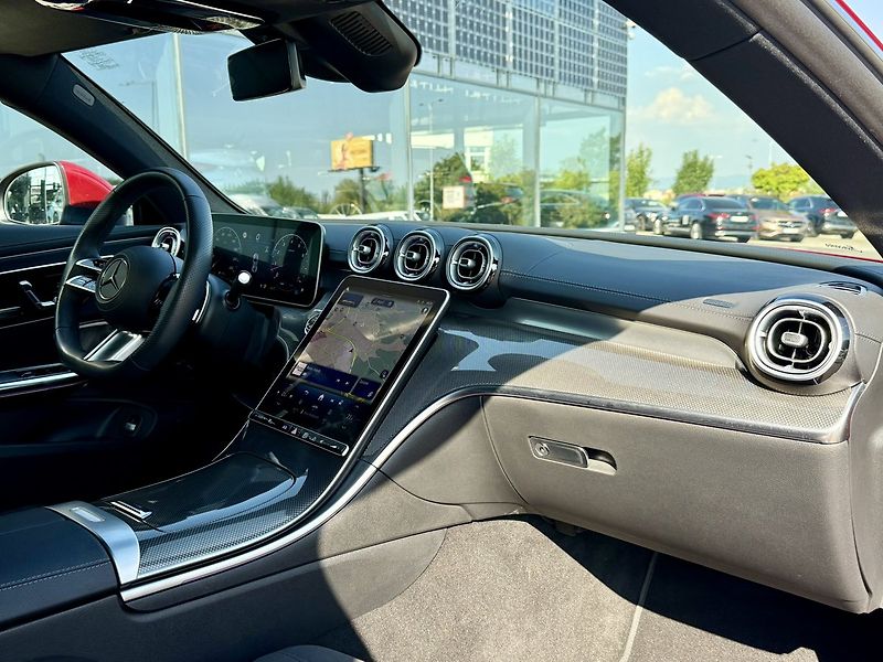 Mercedes-Benz CLE 300 4MATIC kupé Linie AMG - fotka 40 z 46