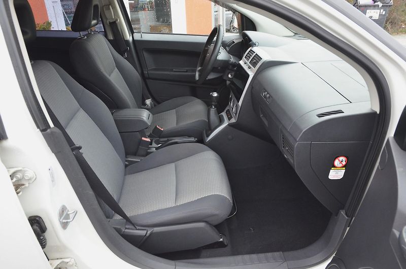 Dodge Caliber (2007) 2.0 CRD 103kW / ČR / TAŽNÉ - fotka 11 z 25