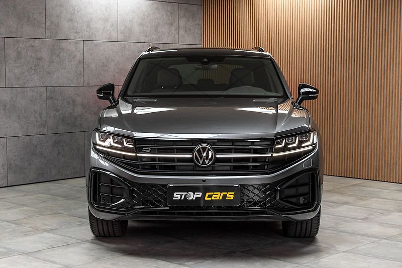 Volkswagen Touareg 3.0 TDI R-LINE*ZÁRUKA*TAŽNÉ*ČR - fotka 2 z 48