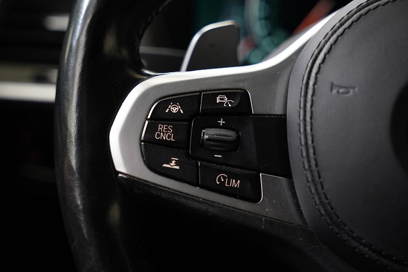 BMW X3 - fotka 15 z 26