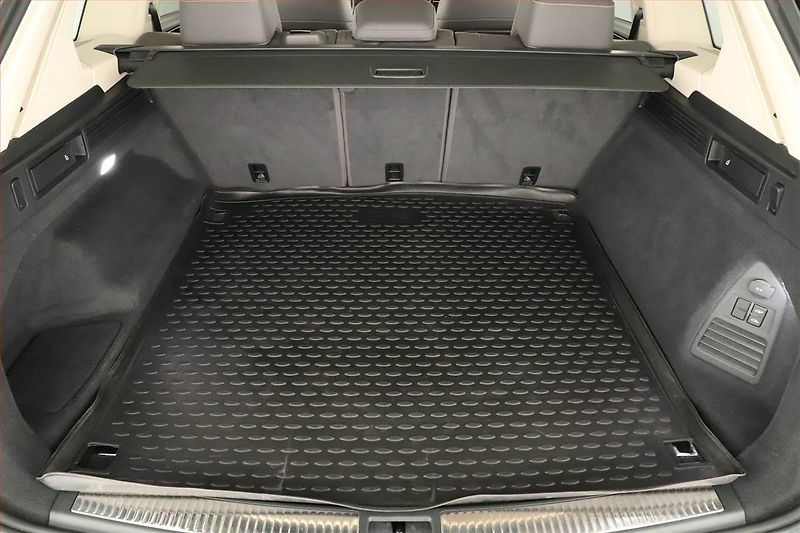 Volkswagen Touareg (2019) 3.0 TDI - fotka 18 z 19