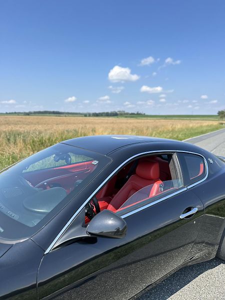 Maserati GranTurismo (2009) S 4.7 V8, ZF, 27 460km!! - fotka 7 z 23