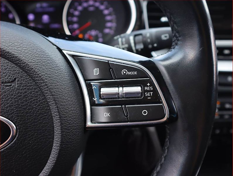 Kia Ceed (2019) Gold 1.4 T-GDI, Automat - fotka 17 z 18