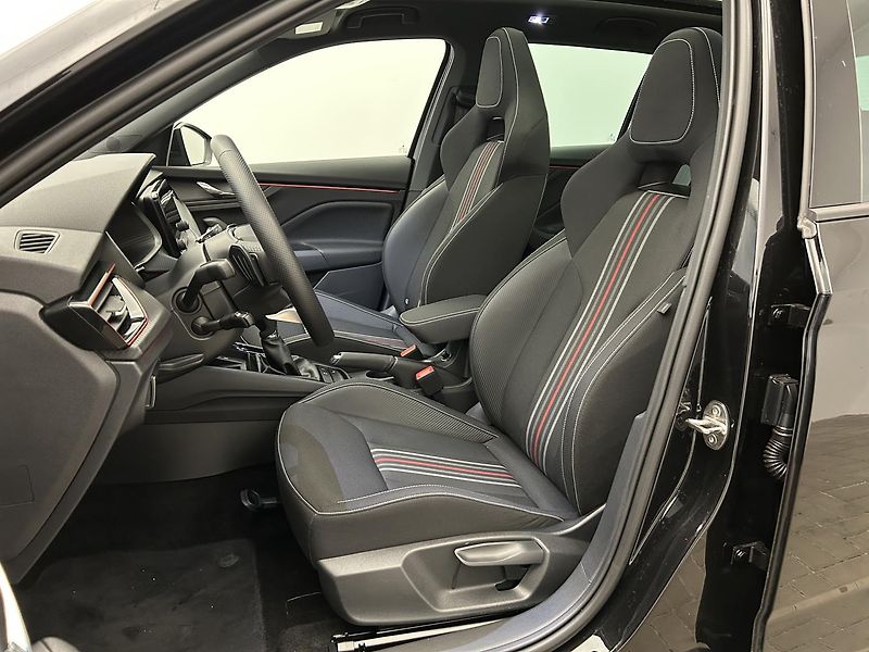 Škoda Kamiq 1.0 TSI Monte Carlo - fotka 7 z 24