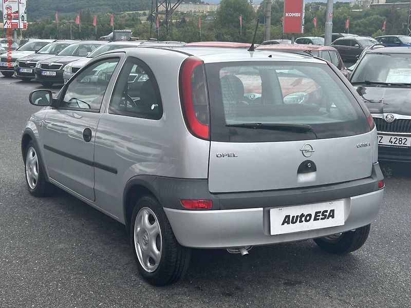 Opel Corsa (2002) 1.0, AC, STK7/28 - fotka 6 z 17