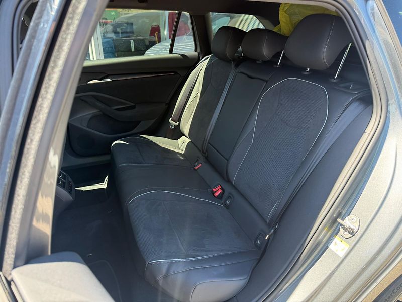 Škoda Superb Sportline 2.0 TDI 110kw DSG Co - fotka 21 z 25