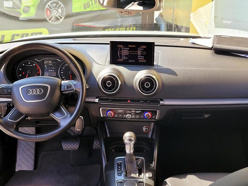 Audi A3 1,4TFSi S-tron, ROZVODY,SERV  - fotka 31 z 52