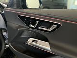 Mercedes-Benz Třídy E E 220d 4Matic AMG - náhled 13