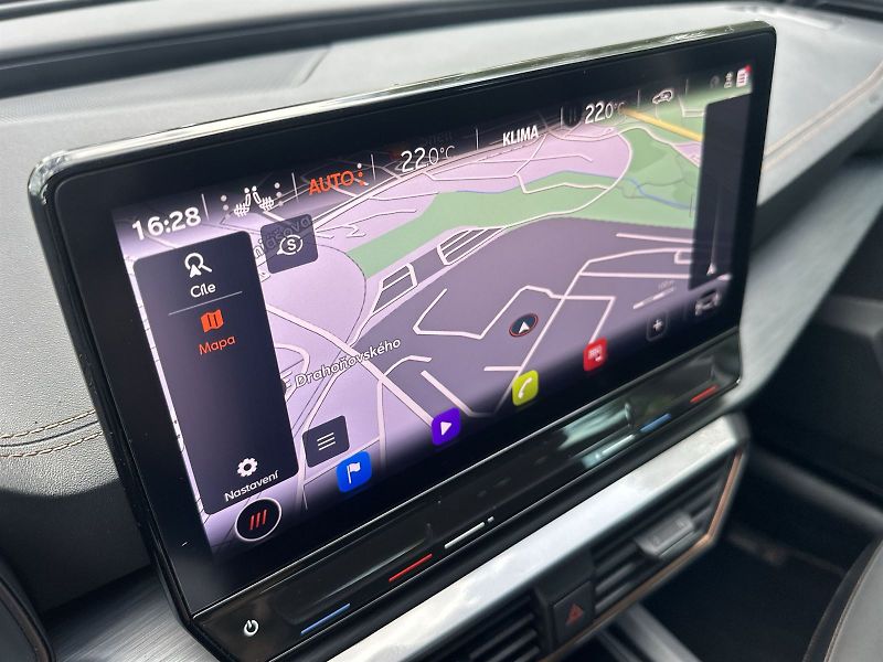 Cupra Formentor (2024) 1.5 TSI DSG - fotka 11 z 28