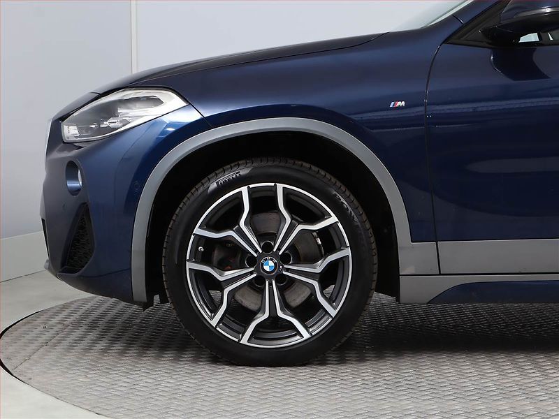 BMW X2 (2019) M Paket xDrive20d - fotka 13 z 21