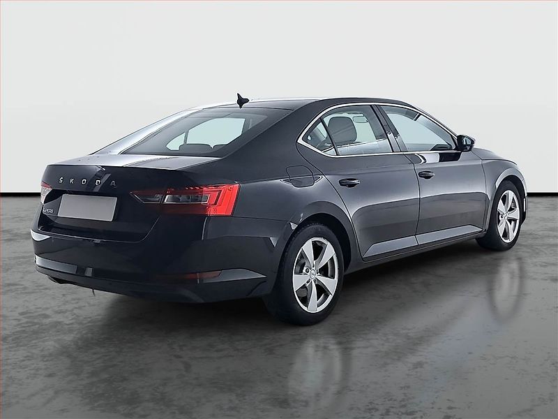 Škoda Superb (2021) 2.0 TDI, Automat, ČR,1.maj - fotka 5 z 25