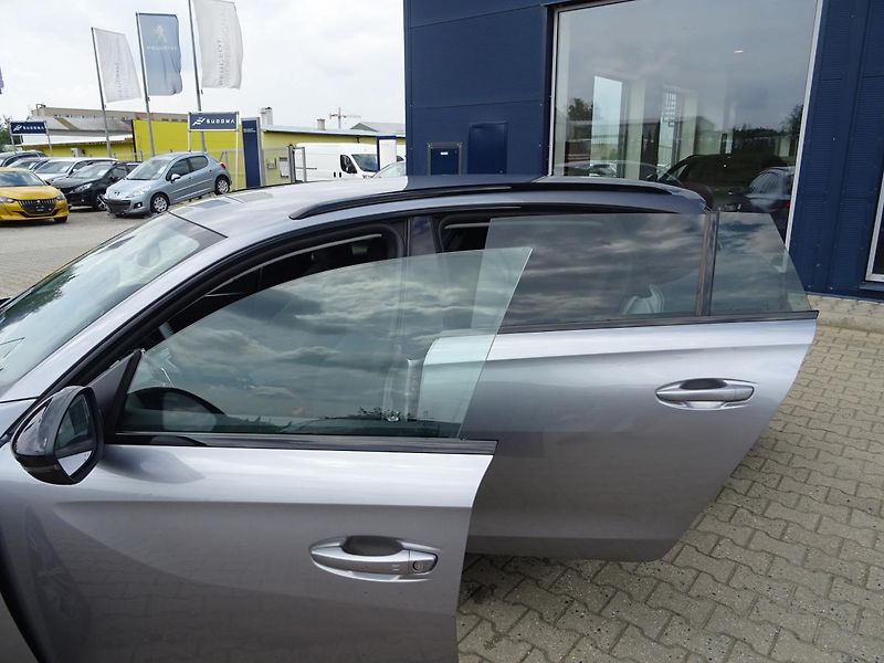 Peugeot 508 (2023) SW ALLURE PACK 1.5 130k EAT8 - fotka 48 z 50