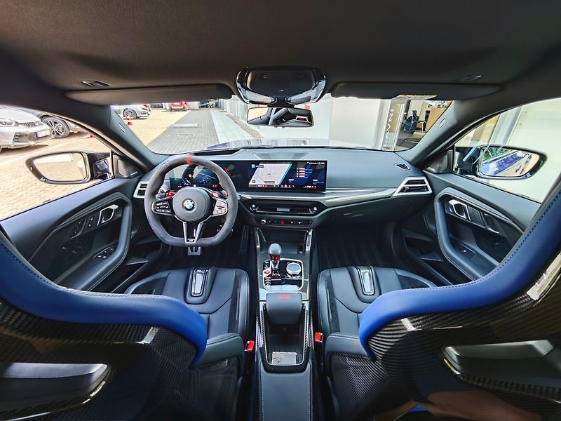 BMW M2 CS Coupe 390kW Velvet Blue - fotka 13 z 50