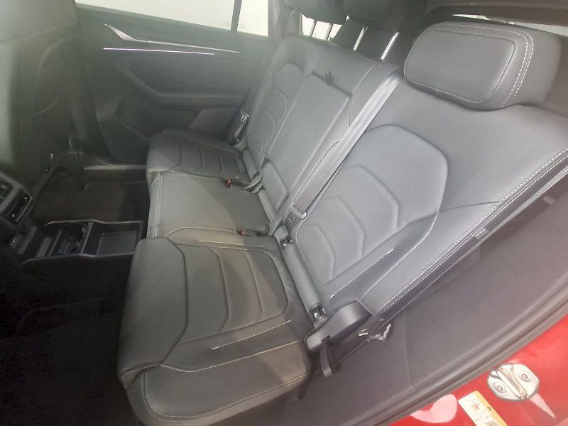 Škoda Kodiaq (2024) SELECTION 4X4 TD 142/2.0 A7A - fotka 27 z 52