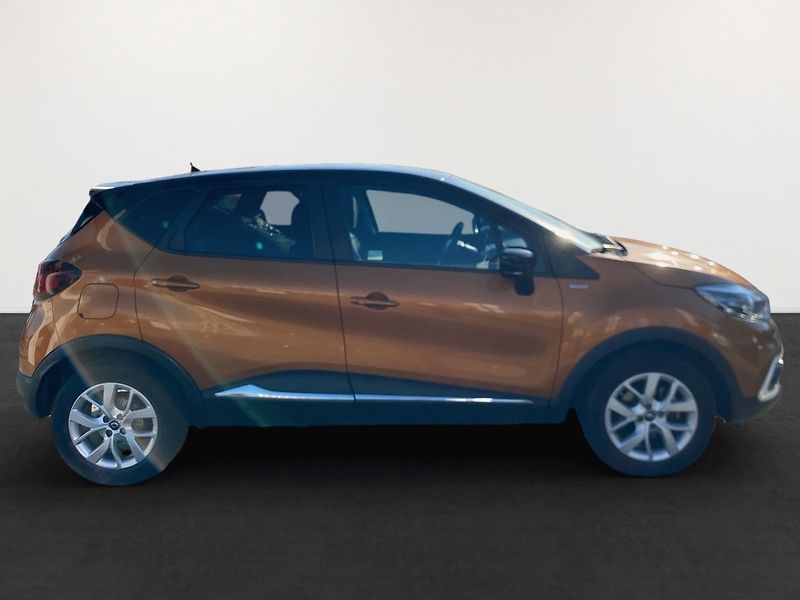 Renault Captur (2019) Limited TCe 130 - fotka 4 z 27