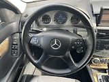 Mercedes-Benz Třídy C (2008) 320 CDi 165 Kw 4MATIC  - náhled 12