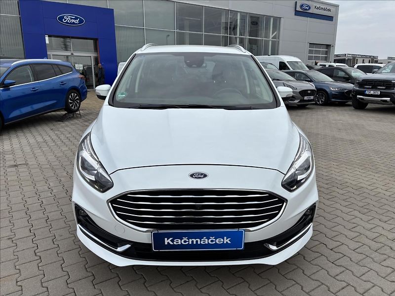 Ford Galaxy 2,0 EcoBlue 110 kW Titanium 7M - fotka 8 z 42