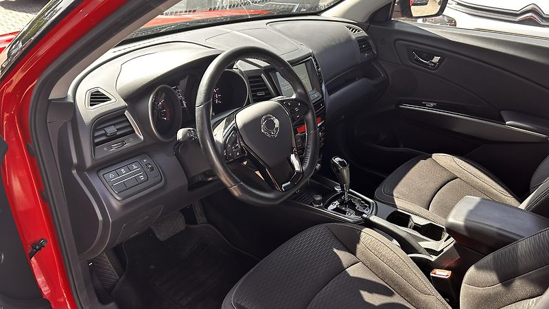 SsangYong XLV 1.6i AT 4x4 - fotka 7 z 12