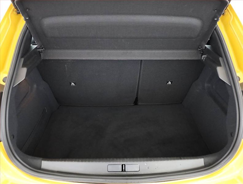 Peugeot 208 (2023) 1.2 PureTech, ČR,1.maj - fotka 17 z 17
