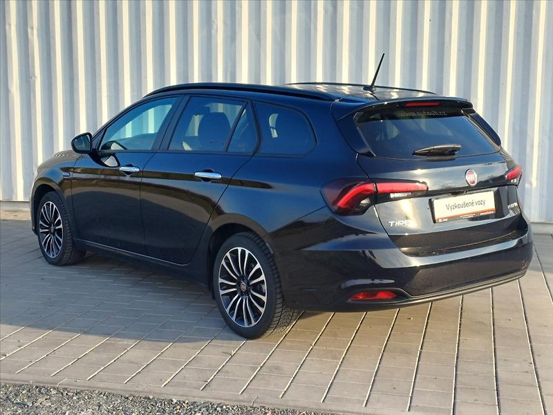 Fiat Tipo 1,5   MHEV 96kW Automat - fotka 22 z 28
