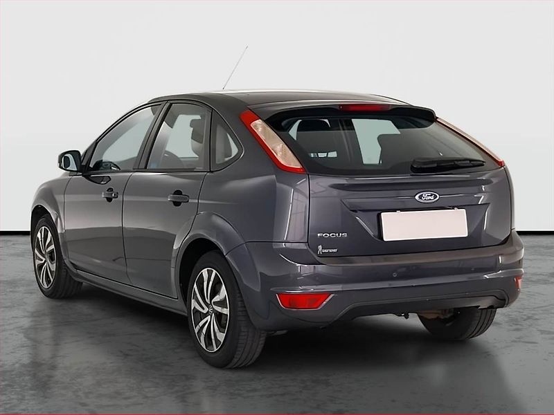 Ford Focus (2010) 1.6 16V, po STK, jezdí skvěle - fotka 4 z 16