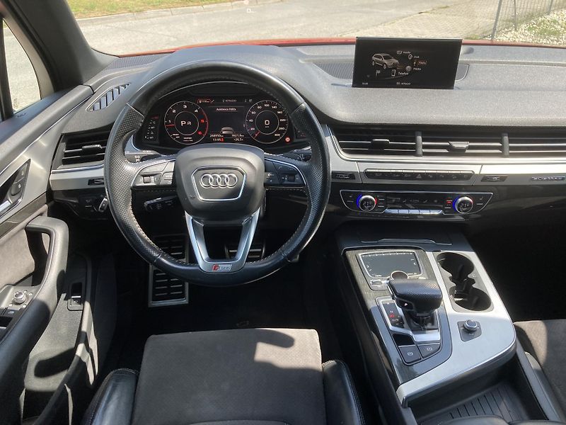 Audi Q7 (2018) 3.0 TDI quat, CZ, 1 maj, 7míst - fotka 12 z 36
