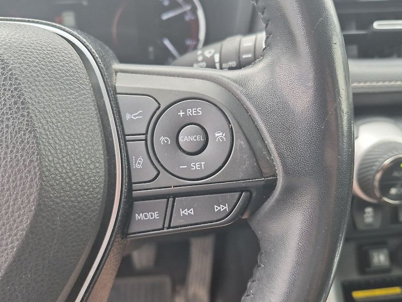 Toyota RAV4 2.0i 4x2 6MT Comfort Style 129 - fotka 15 z 24