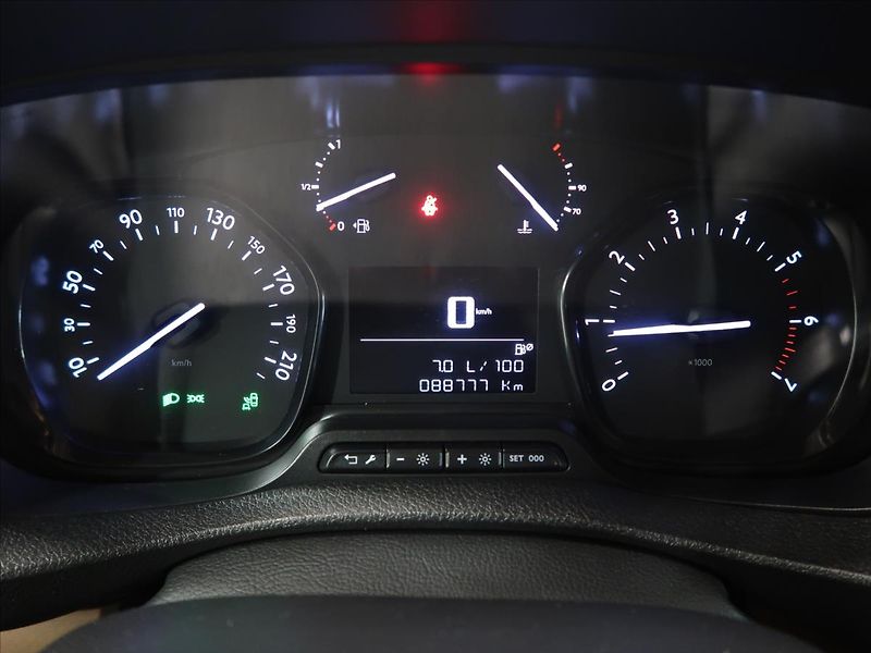 Toyota ProAce Verso 2,0 D-4D Family 1.maj. 8 míst - fotka 23 z 37