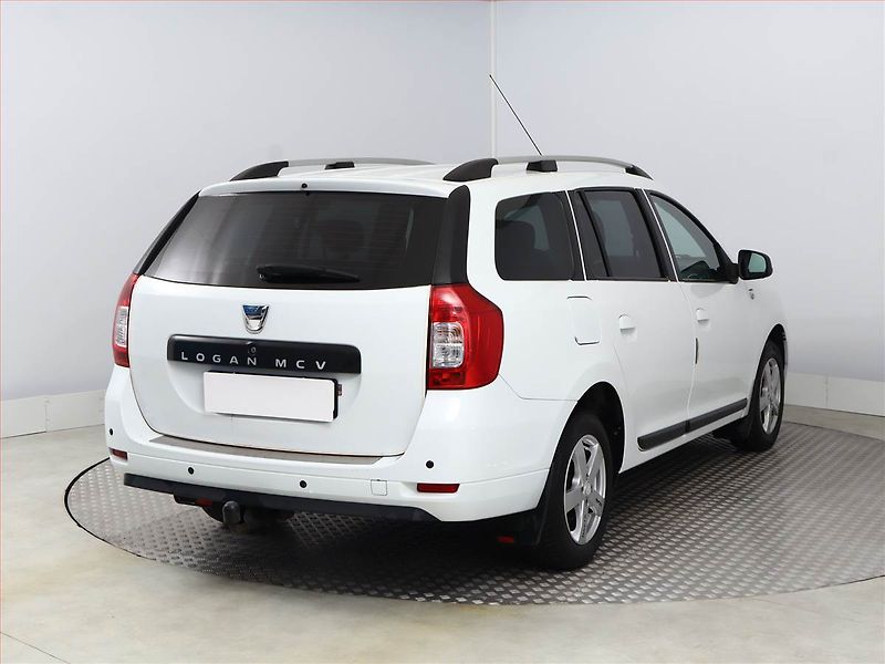 Dacia Logan (2014) 1.2 16V, LPG, Serv.kniha - fotka 5 z 13