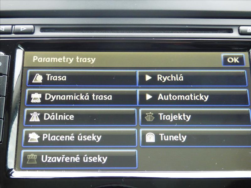 Volkswagen Sharan 2,0 TDI,Digi Klima,Navigace  H - fotka 42 z 67
