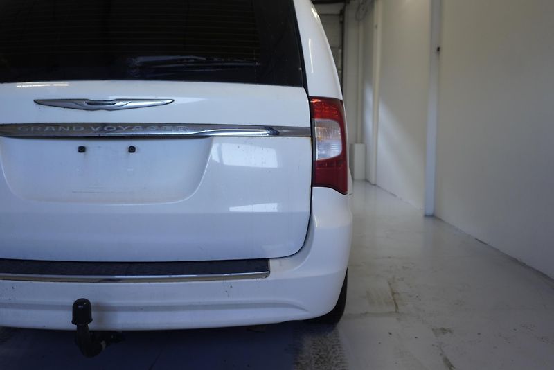 Chrysler Town & Country 3.6i TOWN&COUNTRY  4X4 AUTOMAT - fotka 10 z 36