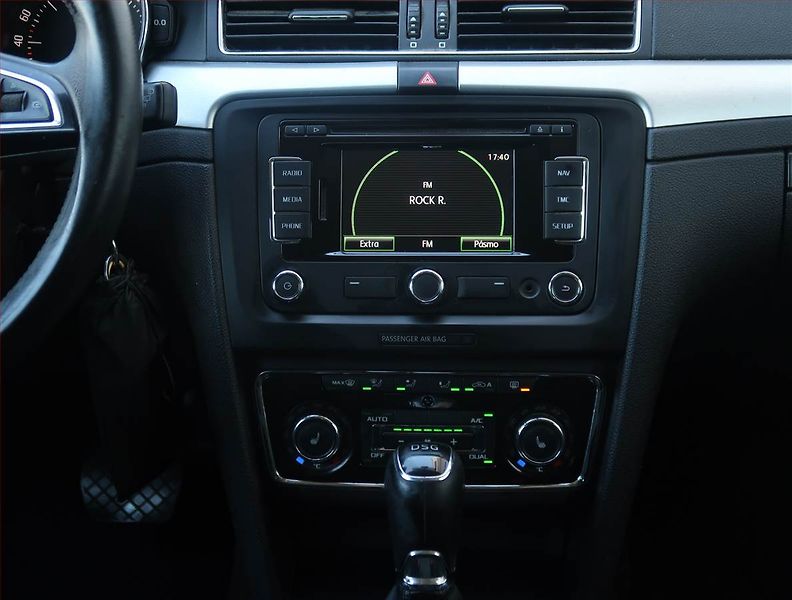 Škoda Superb (2013) Ambition 2.0 TDI, Automat - fotka 12 z 20