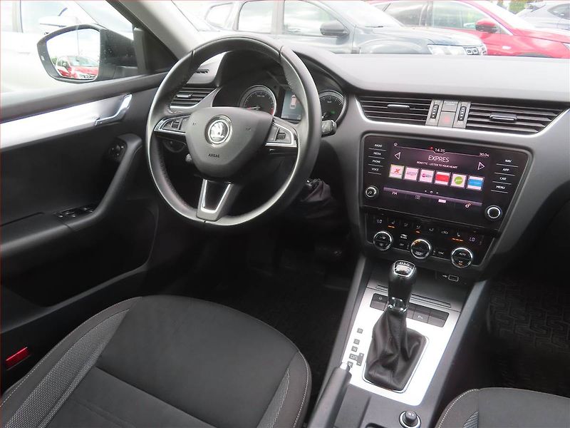 Škoda Octavia (2018) 1.6 TDI, Automat, Navi - fotka 7 z 25