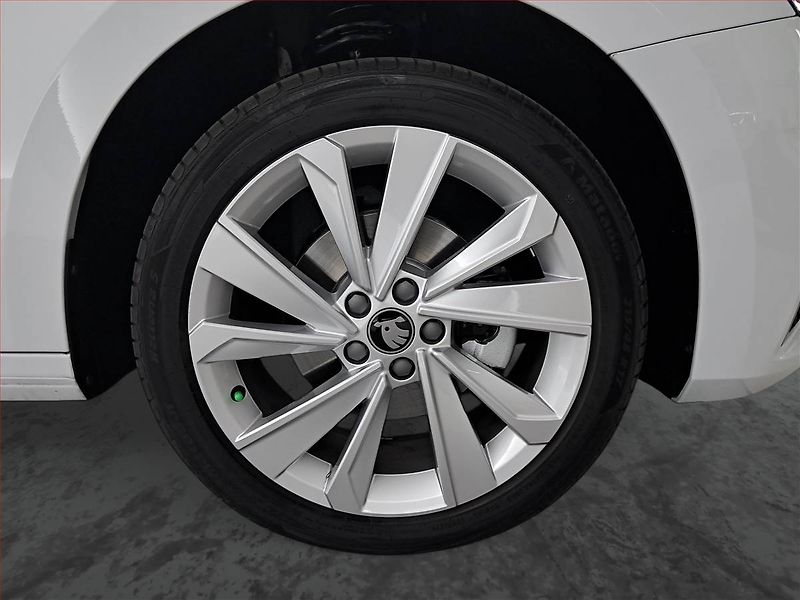 Škoda Fabia (2026) Top Selection 1.0 TSI - fotka 15 z 17