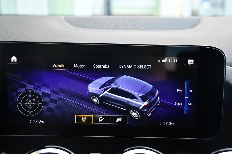 Mercedes-Benz GLA 45S AMG 4MATIC+PANO - fotka 35 z 53