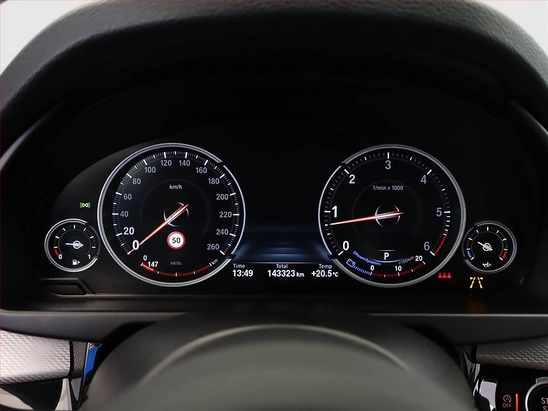 BMW X5 (2017) xDrive30d - fotka 9 z 26