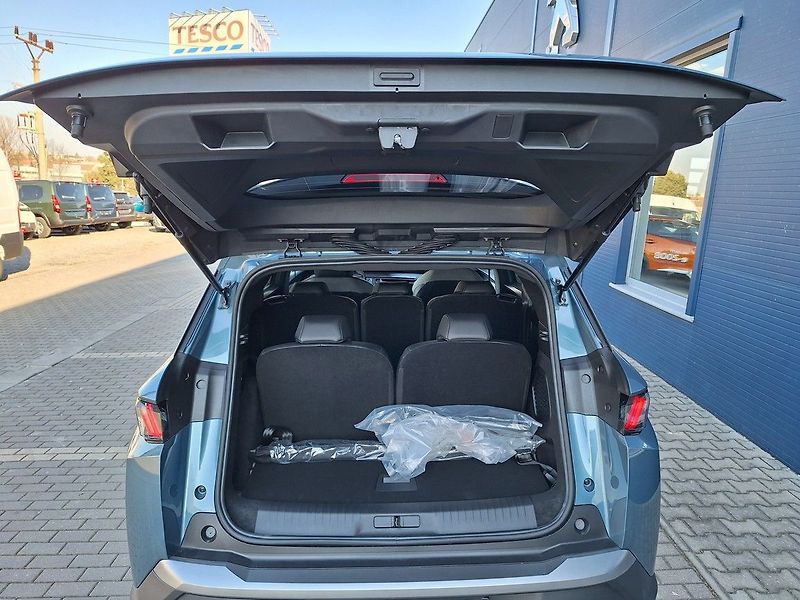Peugeot 5008 (2026) ALLURE Hybrid 145 e-DCS6 - fotka 13 z 19