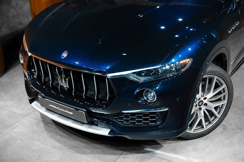 Maserati Levante GranLusso - fotka 4 z 24