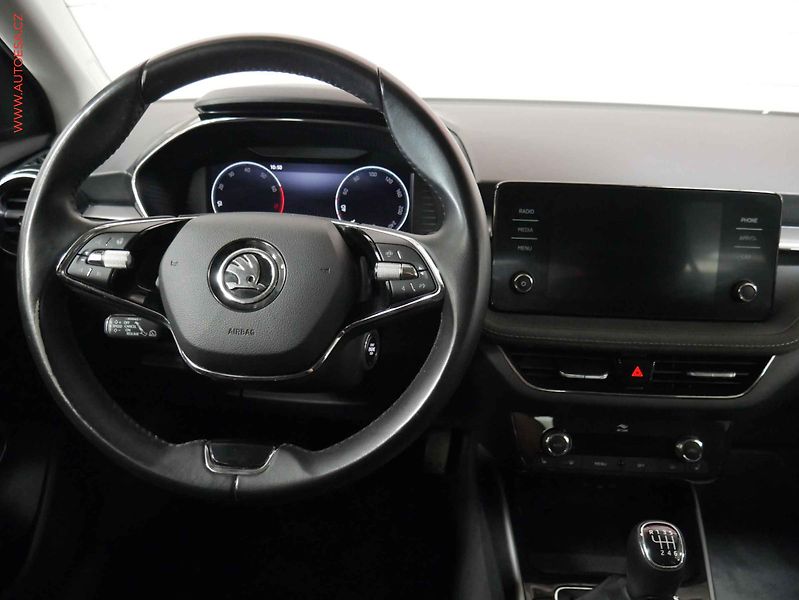 Škoda Fabia (2023) 1.0 TSi, ČR, servis.kniha - fotka 11 z 20