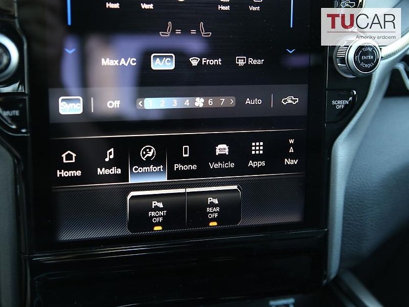 Dodge RAM (2026) 1500 Laramie 5.7 V8 HEMI 2026 - fotka 23 z 41