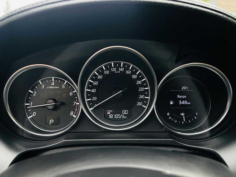 Mazda 6 2.0i AUTOMAT 1MAJITEL SERVISKA - fotka 43 z 45