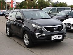 Kia Sportage (2010) 2.0 CVVT 4x4, ČR, AC, tažné - fotografie inzerátu