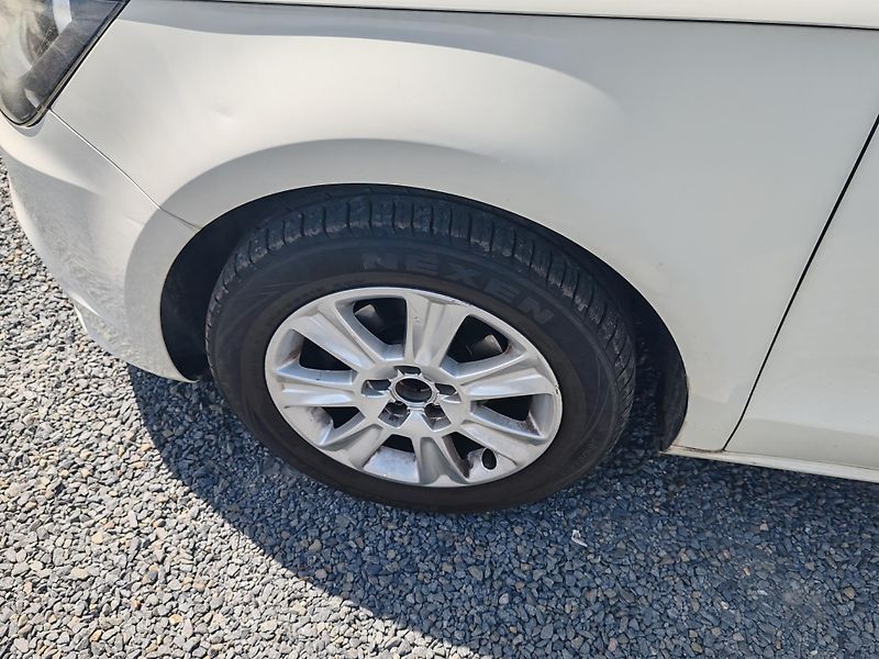 Audi A1 1.2 TFSI - fotka 13 z 18