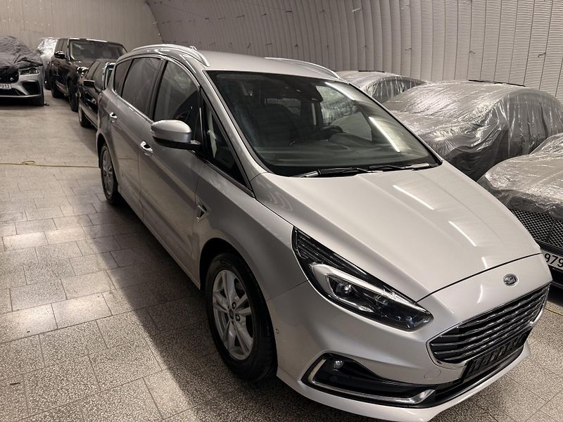 Ford S-MAX (2023) 2.5 Hybrid,REZERVOVÁNO - fotka 11 z 46