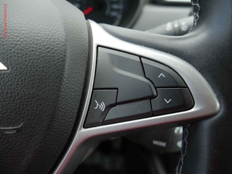 Dacia Duster (2022) 1.3 TCe, ČR, LED, AC - fotka 15 z 20