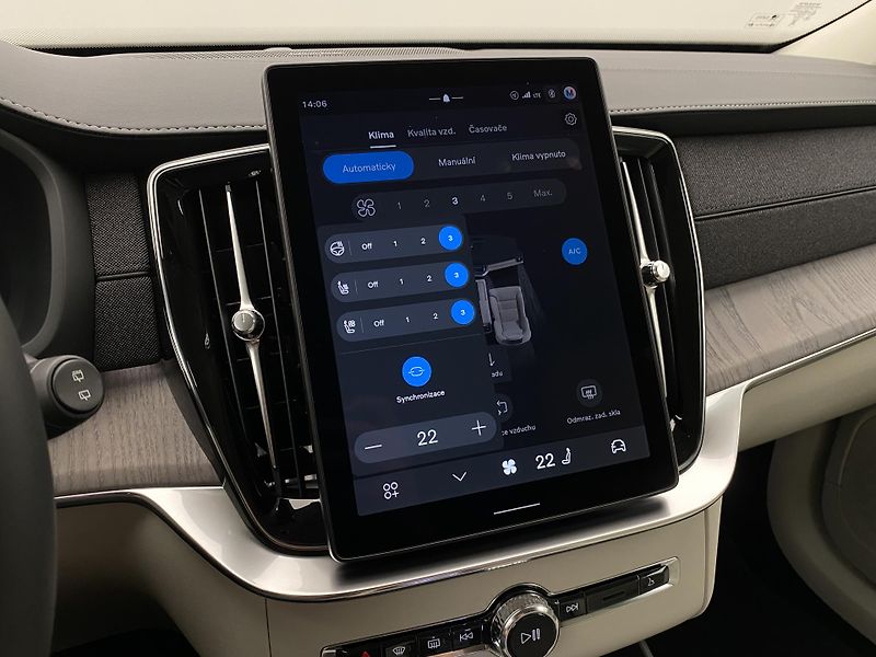 Volvo XC90 (2026) T8 AWD Plug-in BRIGHT PLUS 7m - fotka 42 z 70