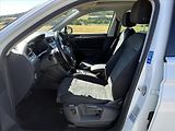 Volkswagen Tiguan 1,4 TSI DSG R-line matrix virt - náhled 11