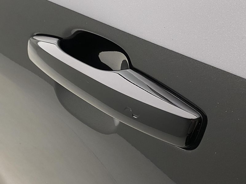 Lynk & Co 01 (2025) 01 CORE PHEV - fotka 19 z 82