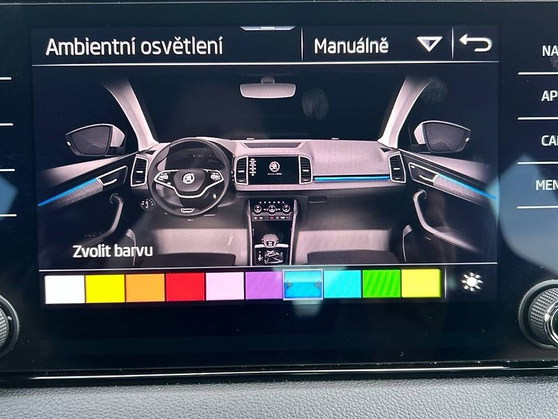 Škoda Karoq (2022) 1.5 TSI 7DSG Sportline - fotka 19 z 35